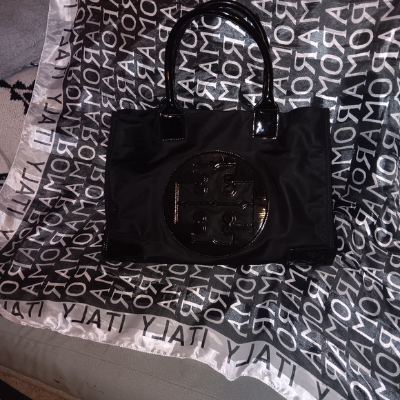 Tory Burch tote - Picture 9 of 9